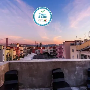 The Bridge Hostel Lisboa