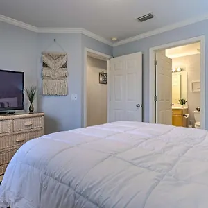 Holiday home Beautiful Townhome Steps From Miramar Beach!
