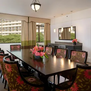 https://royal-hawaiian.hotelsinhawaii.org